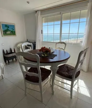 Apartamento Con Acceso Directo A La Playa Διαμέρισμα